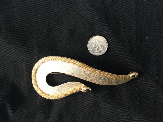 Vintage Large MCM Gold Tone Brooch - image 4