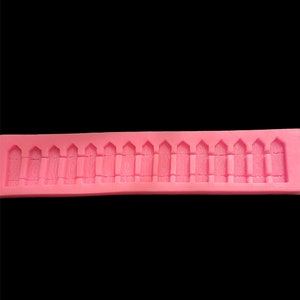 Fence mold