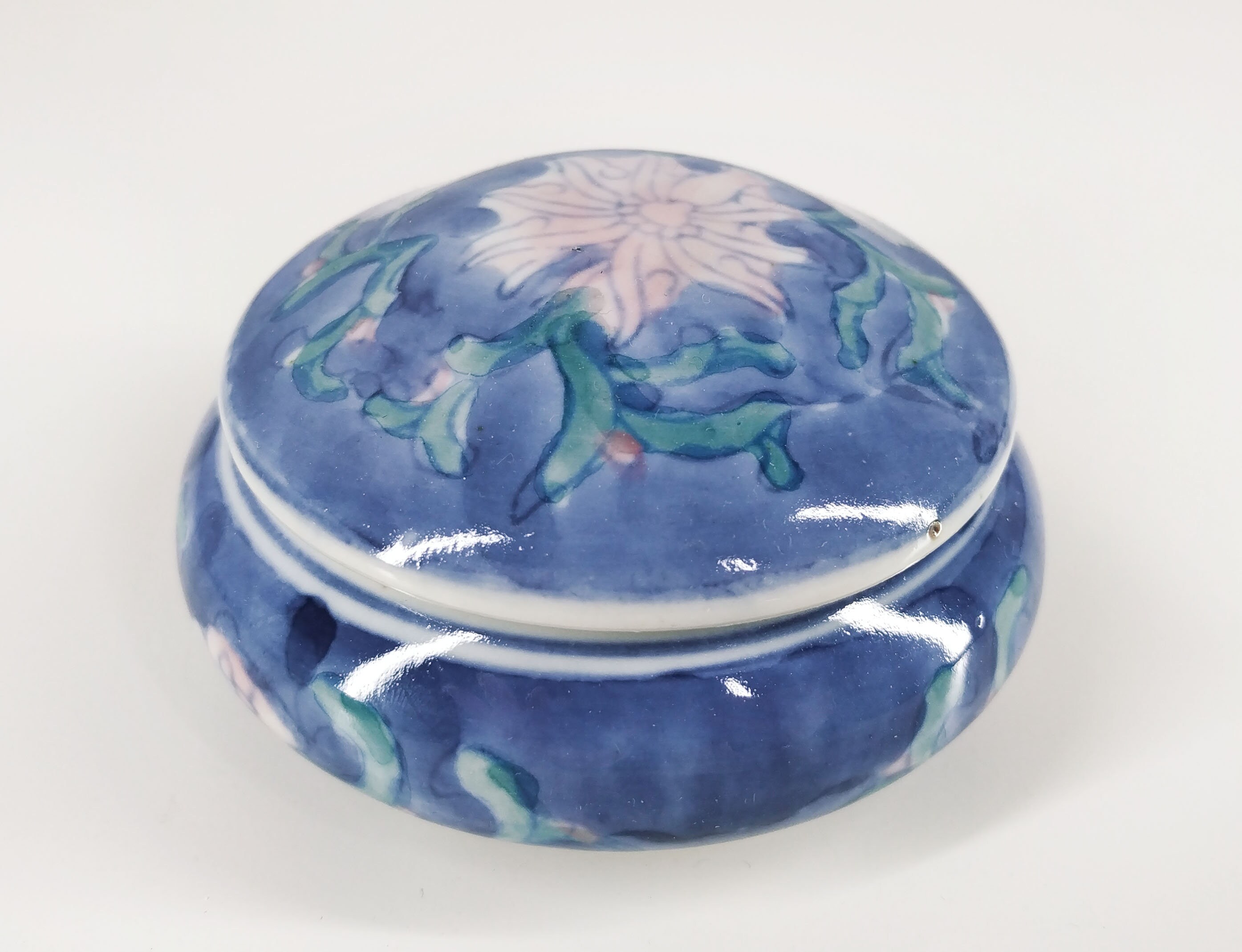 Porcelain Vintage Jewelry Box Round Keepsake Box Etsy UK