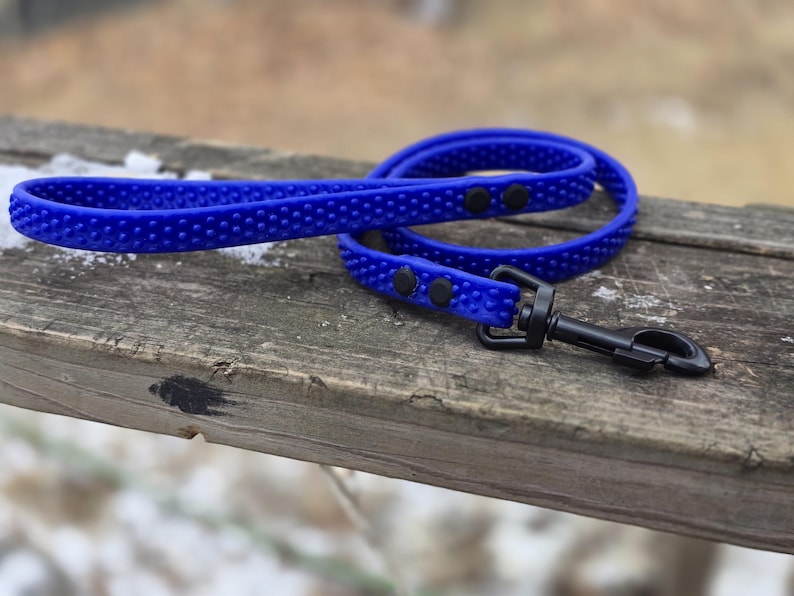 Grippy BioThane Dog Leash image 5
