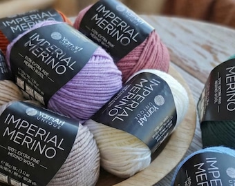 YarnArt Imperial Merino – Hilo 100 % lana merino, peso medio, lana suave e hipoalergénica para tejer y hacer crochet con total comodidad.