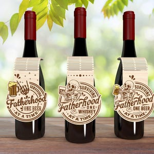 Glücklicher Vatertag Flasche Wein & Bier Geschenkanhänger svg, Weinflaschenanhänger svg, Flasche Hang Tags Lasetcut File svg, Weinanhänger svg, Wein Geschenkanhänger