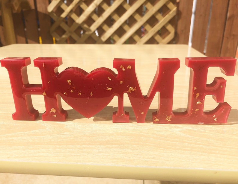 Resin love sign