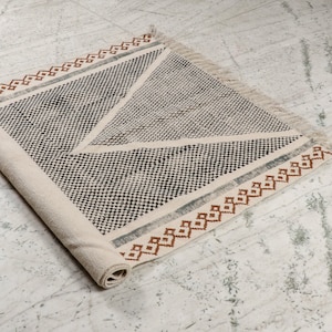 Cotton Rug, 6x8 Boho Area Rugs, Handmade Block Printed Rug, Natural Dyes, Indoor Outdoor Traditional Design, Bedroom Living Room Decor