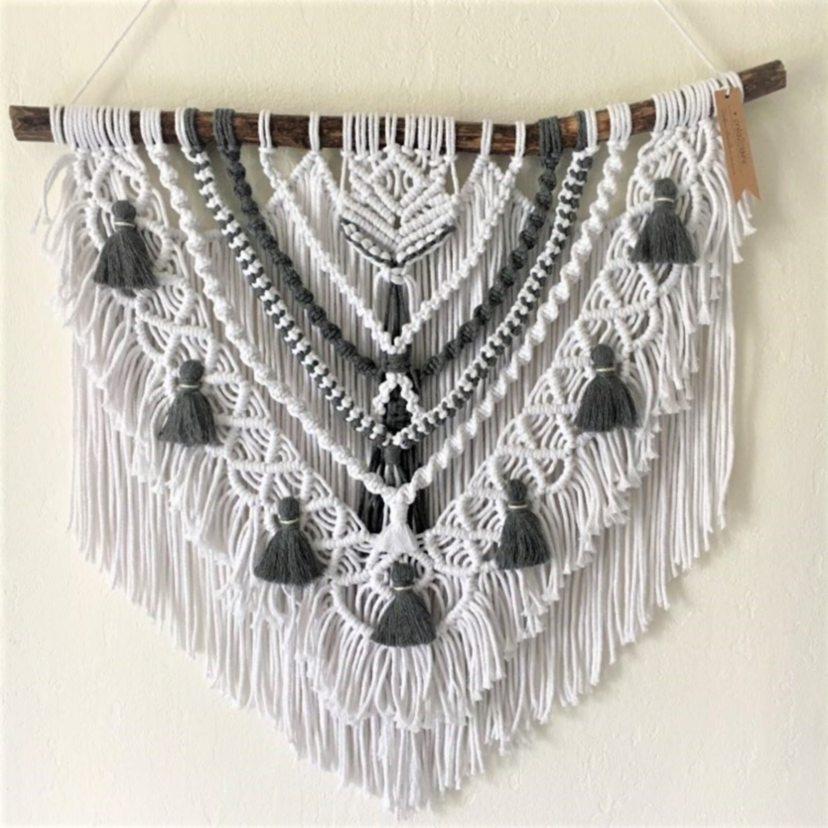 Tenture Murale Macramé Blanc et Gris/Suspension Murale/Pompons/Tapisserie Décoration Murale/Boho Chi