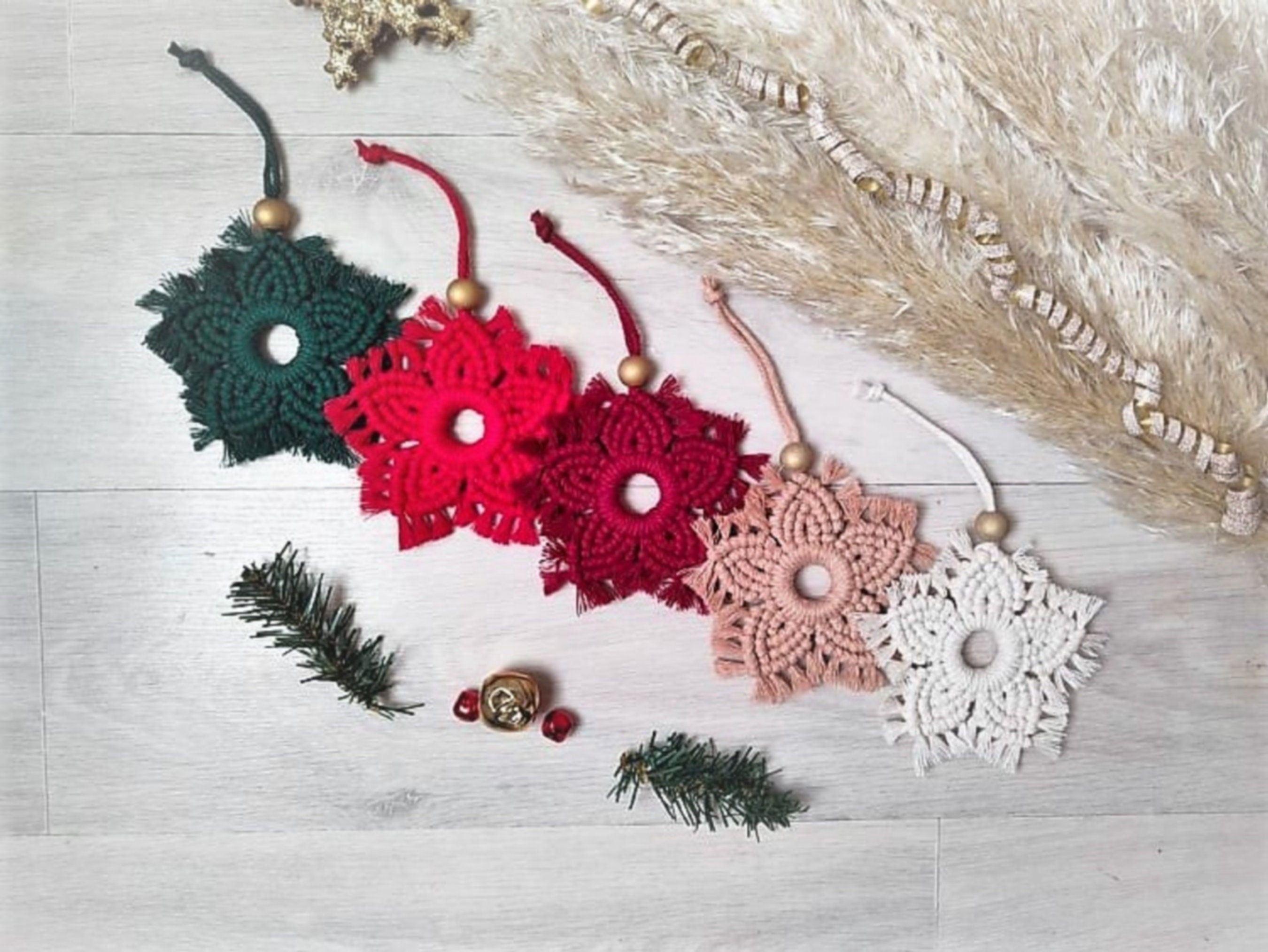 Etoiles/Ornement de Noël en Macramé/Déco Noël/Suspension Pour Sapin Noël/style Boho/Mini Macramé Cou
