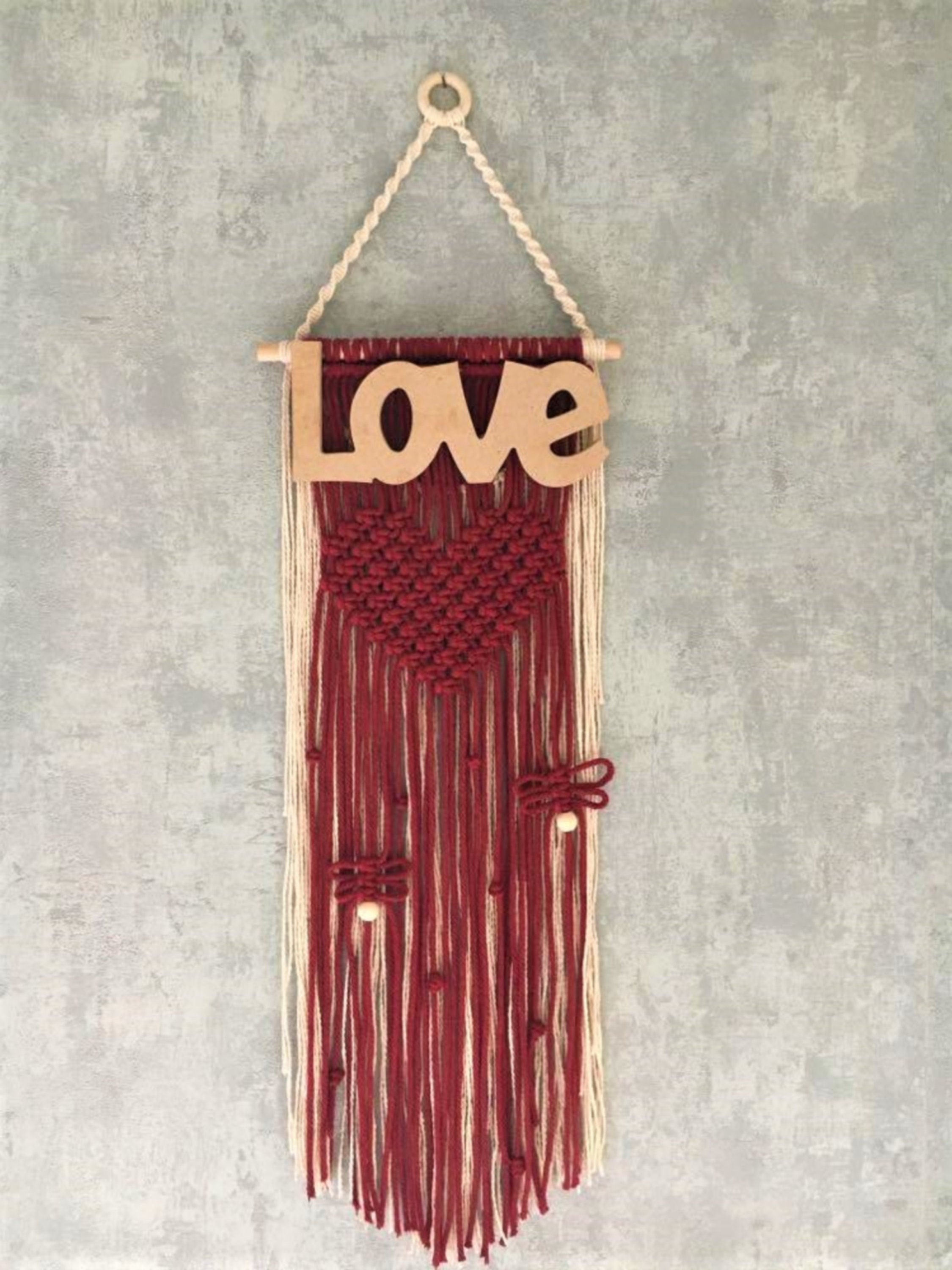 Décoration Murale Coeur/Macramé Coton Beige Naturel et Rouge Bordeaux/Suspension Love en Bois/Tentur