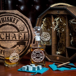 Whiskey decanter set in wooden  Barrel for whiskey Personalized Whiskey set Personalized decanter set gift for real man Gift ideas Chrismas