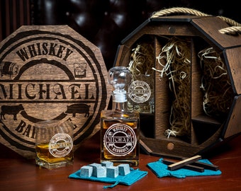 Whisky Dekanter Set in Holzfass für Whisky Personalisiertes Whisky Set Personalisiertes Dekanter Set Geschenk für echten Mann Geschenkideen Weihnachten