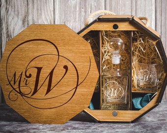 Whiskey decanter set in wooden box - set 7 - Scotch Decanter set, Personalized Whiskey set, Personalized decanter set, gift for the hunter