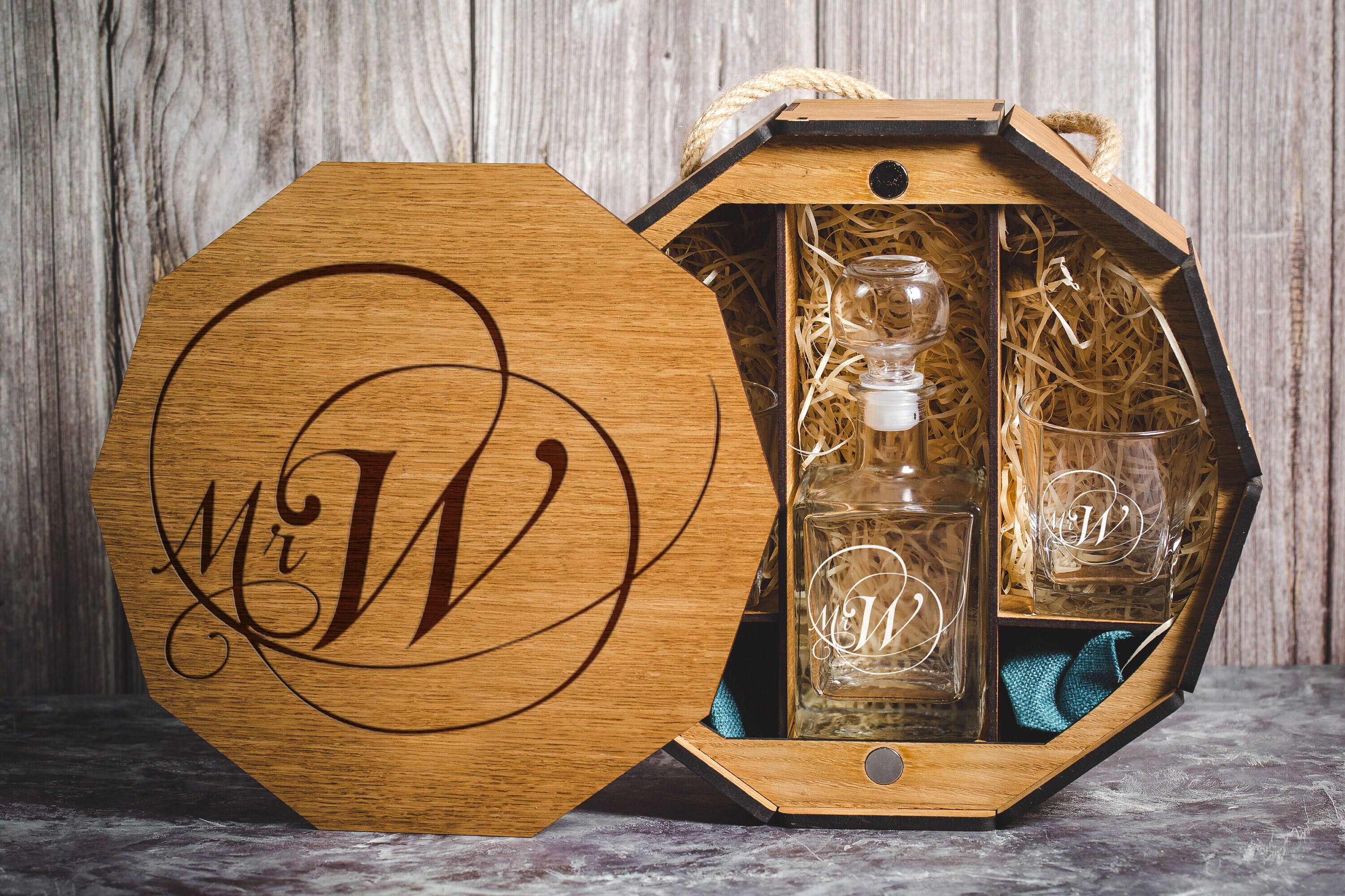 Whiskey Decanter Set in Wooden Box Set 7 Scotch Decanter Etsy