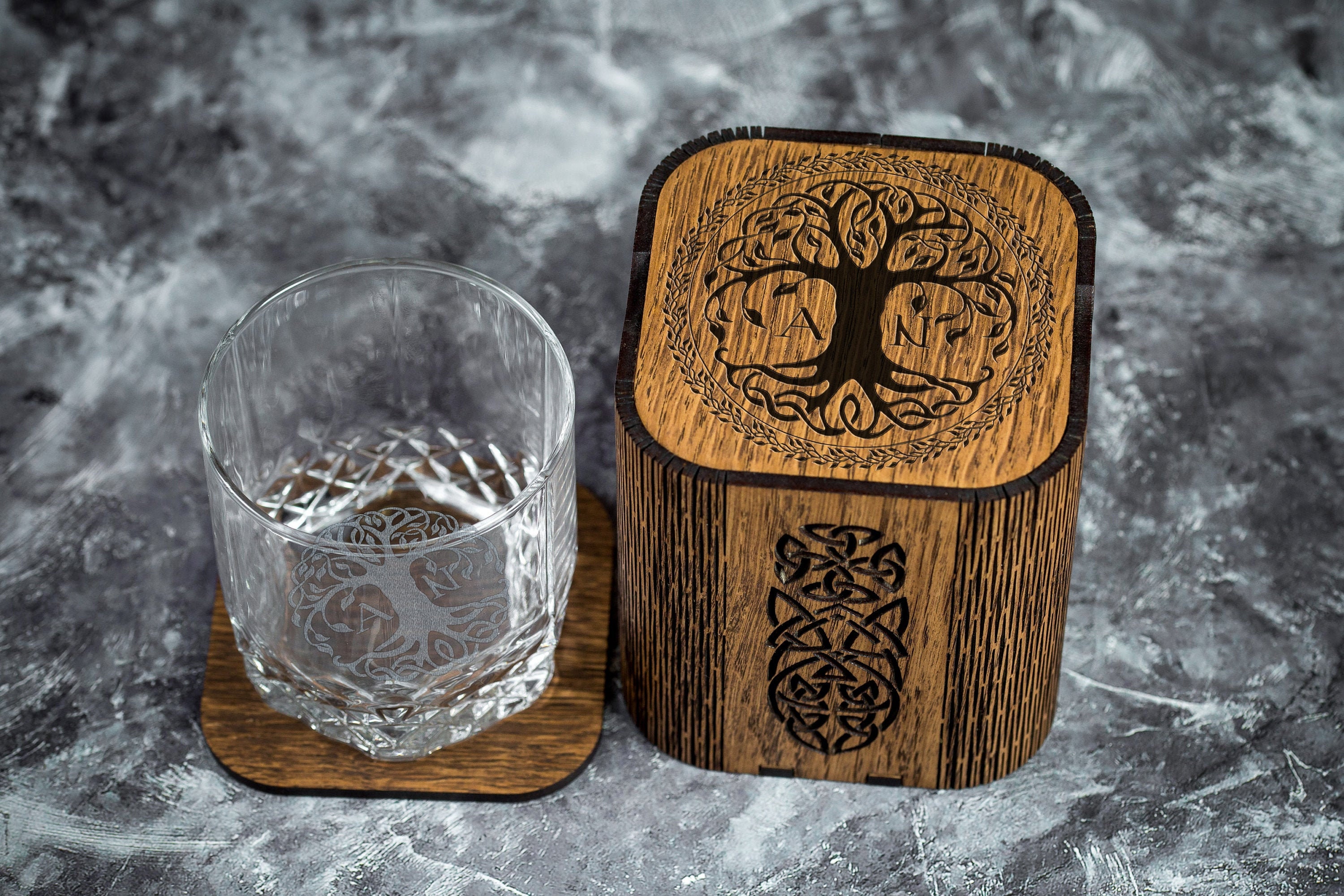 Celtic Love Knot Wine Glass Set - Daree's Designs - Darees Designs