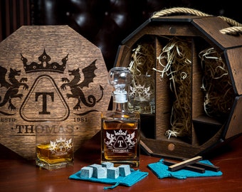 Whiskey decanter set in wooden box - set 6 -  Bourbon decanter set,Personalized decanter set, Personalized Whiskey set