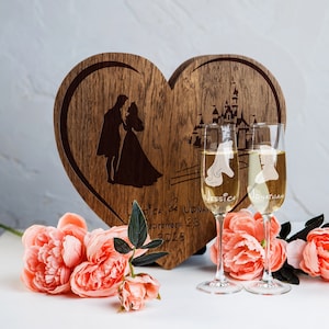 Wedding champagne flutes in engraved wood presentation box Personalized toasting flutes princess and prince Anniversary Gifts custom glass