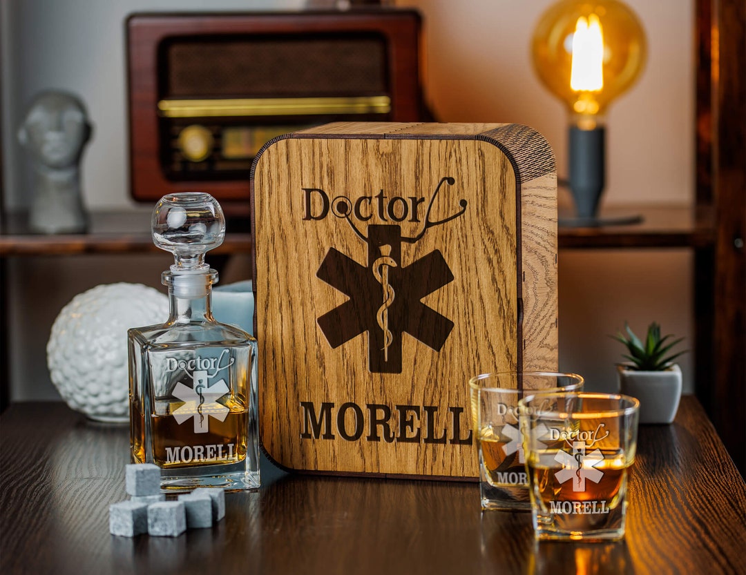 Doctor Whiskey Decanter Set Engraved Whiskey Decanter Bourbon Glasses ...