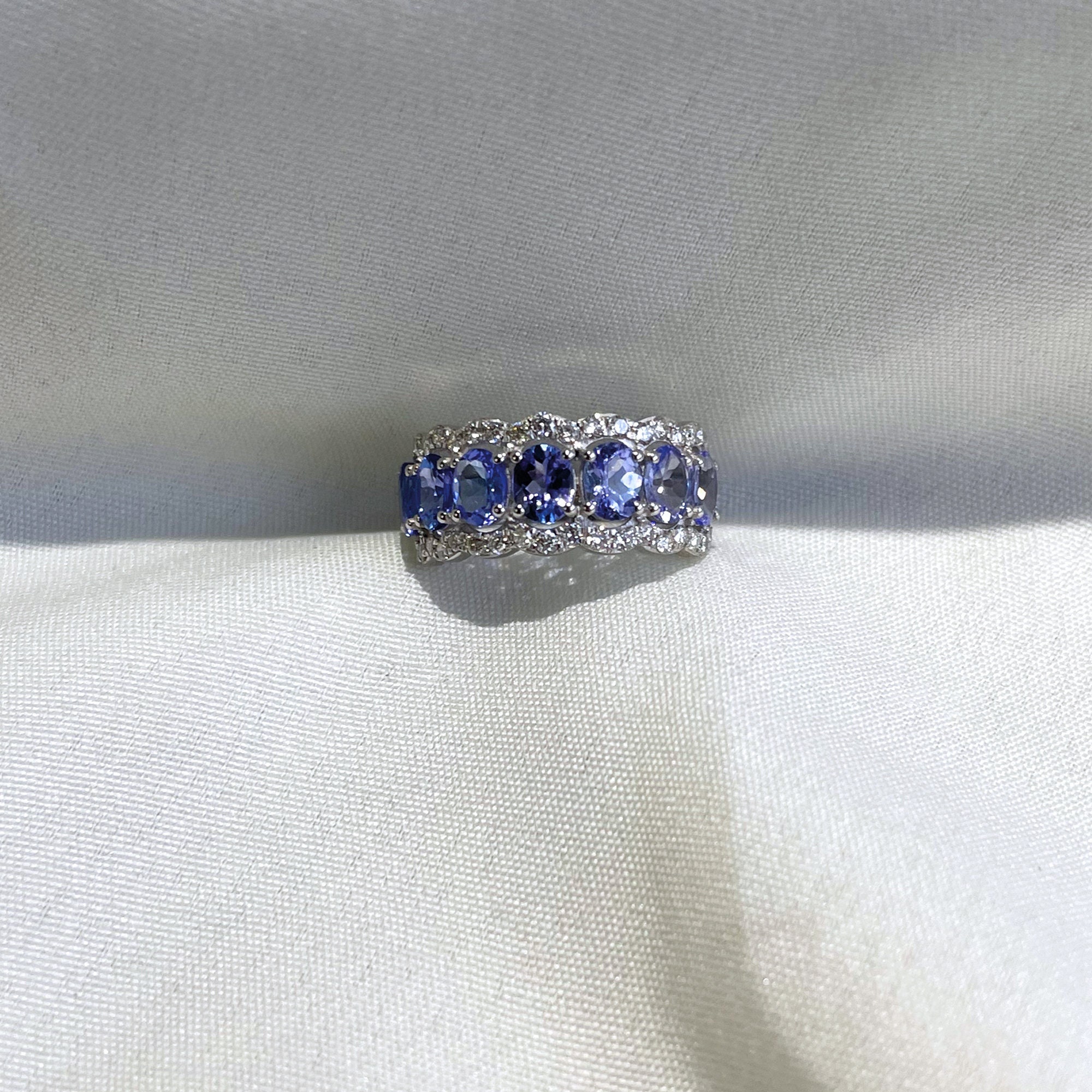 Blue nile garland ring sale
