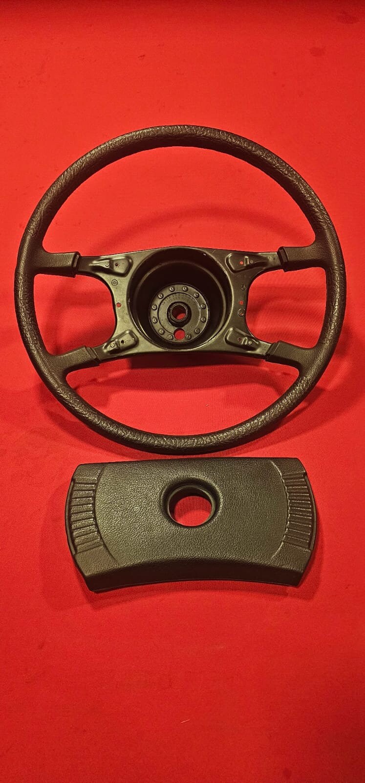 メルセデス w107 W116 W123 新品ステアリングホイール 1164600003