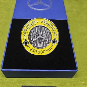 W124 mercedes grill emblem - Etsy 日本