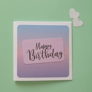 Cartão de aniversário | Cartão de felicitações feito à mão | Design de bandeirinhas brilhantes | Pequeno presente acessível