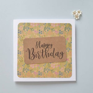 carte d'anniversaire florale | Carte de voeux faite main | carte kraft botanique | Carte pour elle