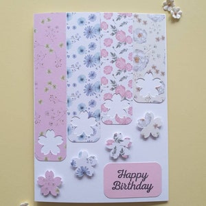 Tarjeta de cumpleaños floral / Flores pastel / Saludo hecho a mano de 5x7" / Bonita tarjeta para ella / Tarjeta de cumpleaños primaveral