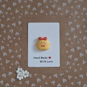 Simpatico abbraccio tascabile a forma di pulcino / Mini regalo tascabile / Ricordo di Pasqua / Gettone "Penso a te" / Idea regalo per cassetta della posta / Regalo per piccoli animali