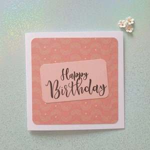 Tarjeta de cumpleaños arcoíris / Tarjeta de felicitación hecha a mano / Tarjeta kraft colorida / Tarjeta para ella o niños