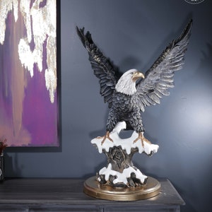 Eagle Sculpture 26.7&quot;, XXL Animal Statue, Decor, Art, Aviator, Leader