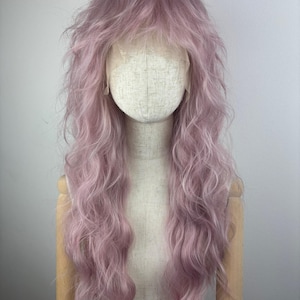 Lace Front Wig / Wig / THE LILAC MAID / a customized shag hairstyle wig / #mullet #shag #retro #purple #lila #sytheticwig #custommade