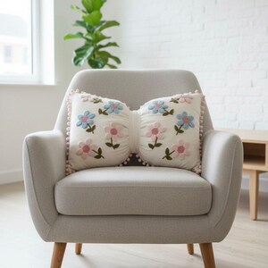 Handmade Bow Pillow Cover – Linen Spring Daisy Embroidery, Cottagecore Decor, Mother Day Gift image 8