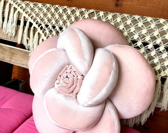 Mother's Day,GiftSoft Pink Rose Pillow, Throw Velvet Fabric Pillow, Blush Pink Flower Pillow, Light Pink Rose Shaped Pillow, Round Pillow
