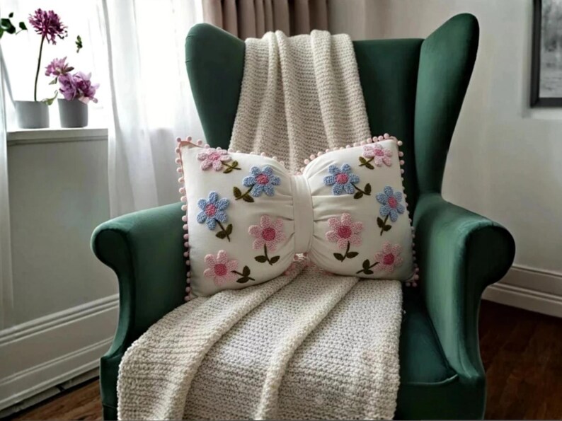 Handmade Bow Pillow Cover – Linen Spring Daisy Embroidery, Cottagecore Decor, Mother Day Gift image 2