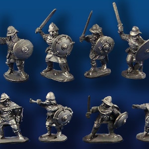 28mm Carolingian Hvy. Infantry w/ Swords & Command (8 poses, 16 Figs.)