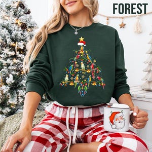Parrot Christmas Sweatshirt, Parrot Lover Christmas Shirt, Parrot Lover Gifts, Funny Parrot Shirt, Christmas Pajama Shirt, Christmas Gifts