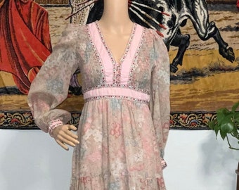Vintage Candi Jones California Maxi Floral Print Prairie Boho Peasant Dress