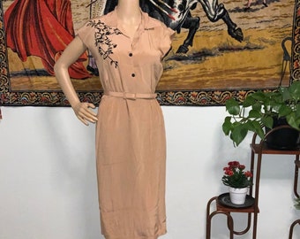 Vintage 1950s Tan Summer A Line Dress With Floral Image on Chest
