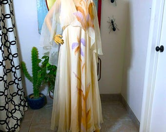 Circa 1970s Dan Lee Couture Pae Peach Purple Flower Chiffon Dress w/ Shoulder Scarf