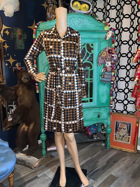 70s Womens Vintage Brown Argyle Mod Wrap Dress by… - image 2