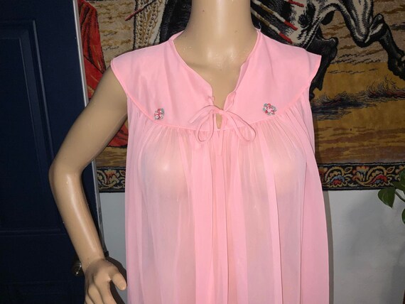 Vintage Sheer Bubblegum Pink 50's Nightgown - image 3