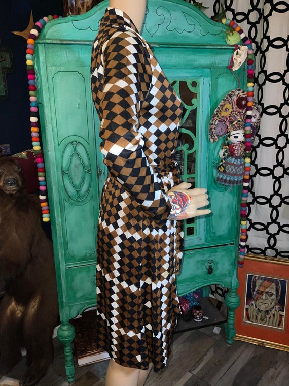 70s Womens Vintage Brown Argyle Mod Wrap Dress by… - image 5