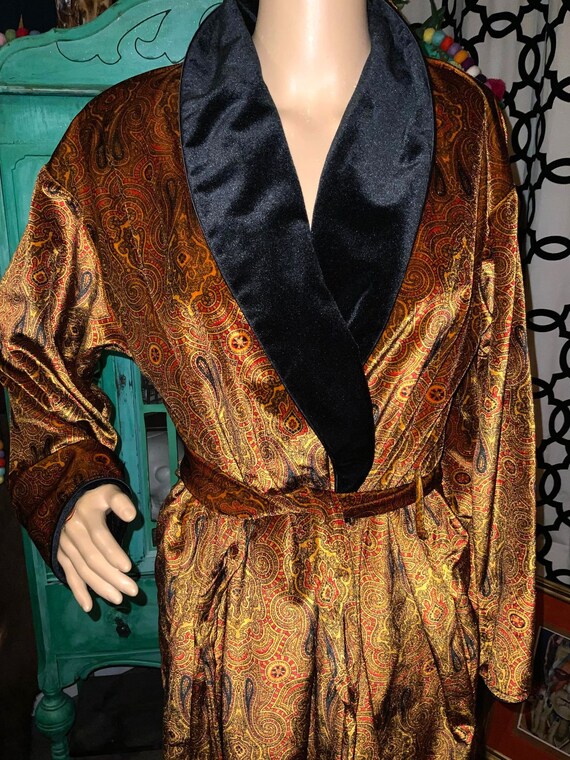 Vintage Paisley Evelyn Pearson Lounging Robe - image 3