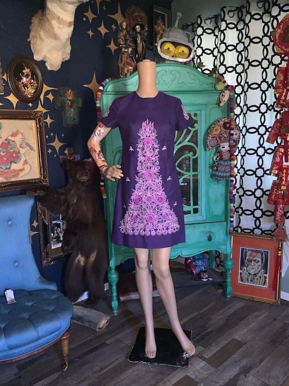 Vintage Purple Floral Embroidered Mini Dress