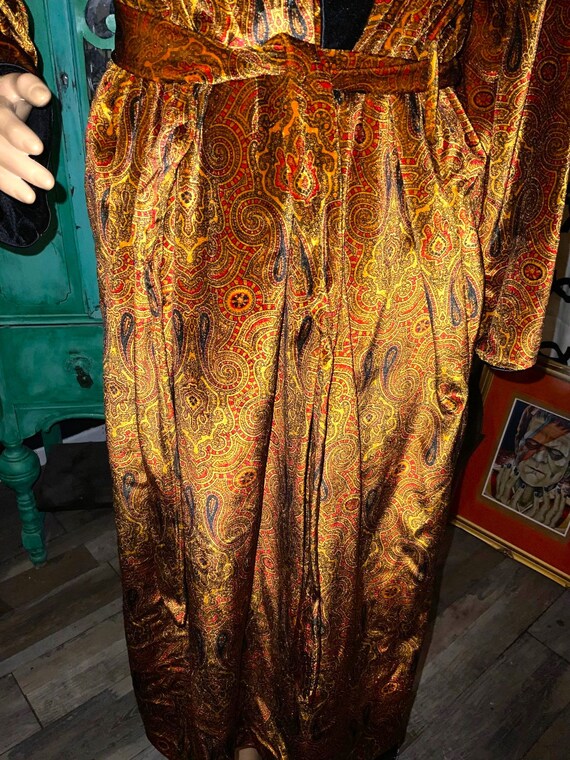 Vintage Paisley Evelyn Pearson Lounging Robe - image 4
