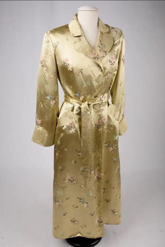 Vintage 1940's- 1950s Silk Brocade Chinese Housedr