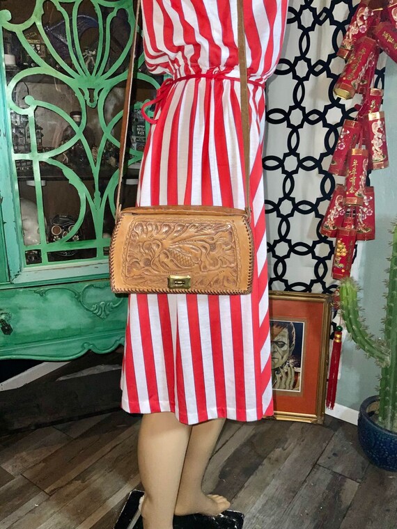 Vintage 1970s leather hand Gem