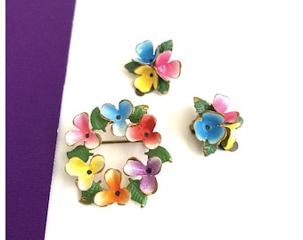 Vintage Floral Brooch with Matching Clip On Earrings Multicolor Gold Tone & Enamel