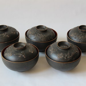 Vintage Japanese Aizu Lacquered Bowls / 会津 / Set Of 5