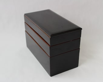 Vintage Japanese Bento Box: Showa Era Wooden Lunch Box