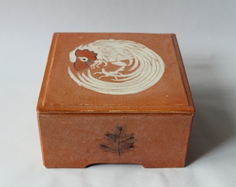 Vintage Japanese Pottery Box / Rooster zodiac / Japanese Characters