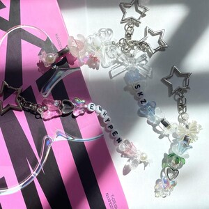 Custom kpop keychains READ DESC